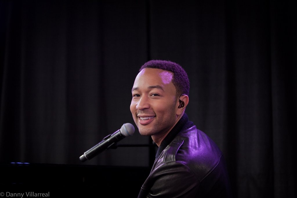 John-Legend-Axe-Spin-showcase-3-21-15-9.jpg